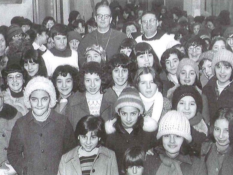 a 29 Gennaio 1978 - S.Ecc. Mons. Attilio Nicora, Vescovo Ausiliare di Milano, benedice l'avvio dell'Oratorio femminile del Patronato Sant'Antonio