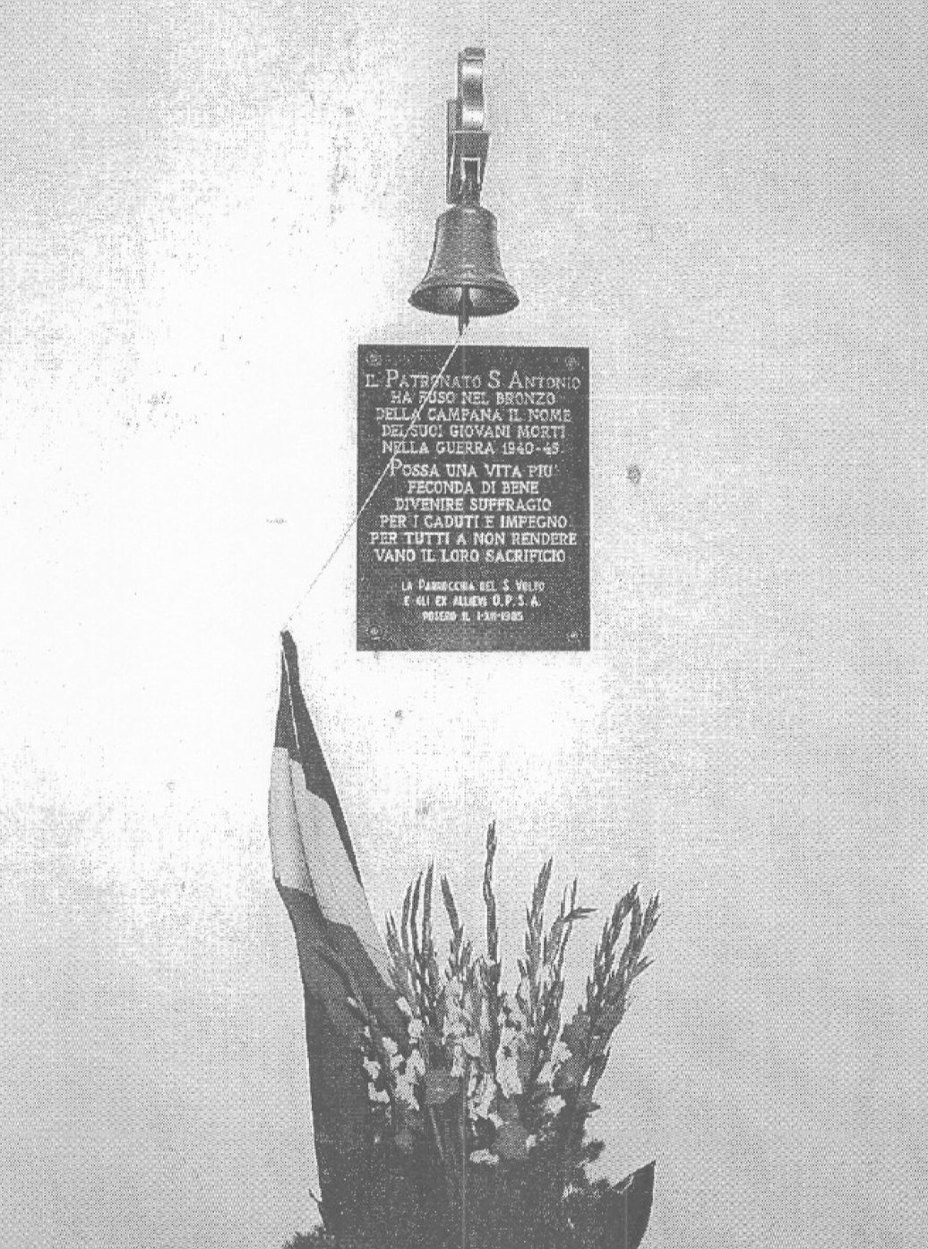 campana commemorativa Caduti di guerra