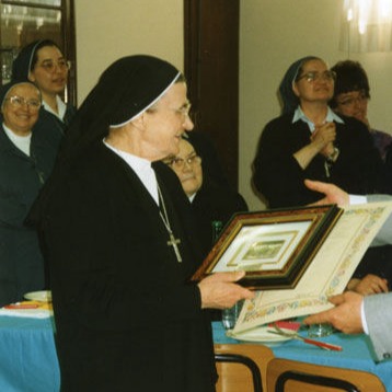 SUOR SANDRINA